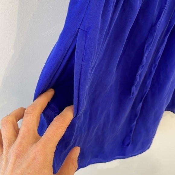 Babaton Aritzia Silk Sleeveless Dress Blue Drawstring Pockets Button Down XXS - Picture 6 of 7